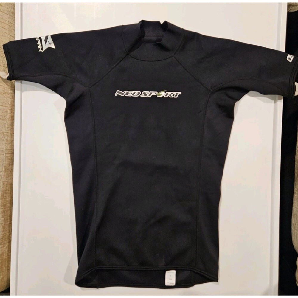 Neosport Neoprene Wetsuit Black Shortsleeve Lightweight 1.5mm Shirt Top, Size XL